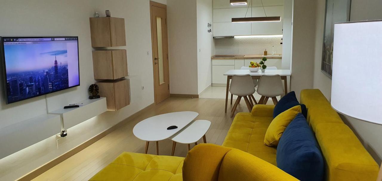 Lux Apartment Flatiron Skopje Eksteriør billede