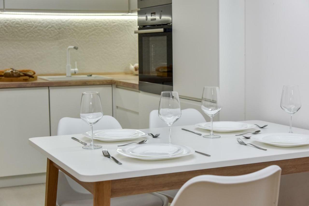 Lux Apartment Flatiron Skopje Eksteriør billede