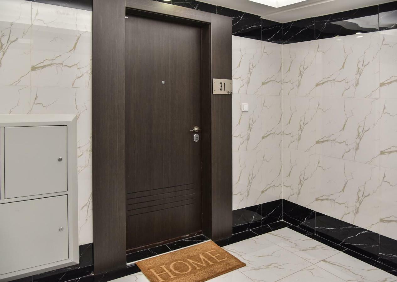 Lux Apartment Flatiron Skopje Eksteriør billede