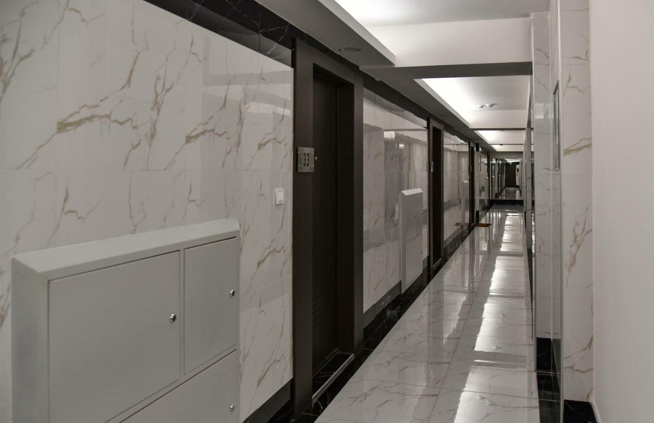 Lux Apartment Flatiron Skopje Eksteriør billede