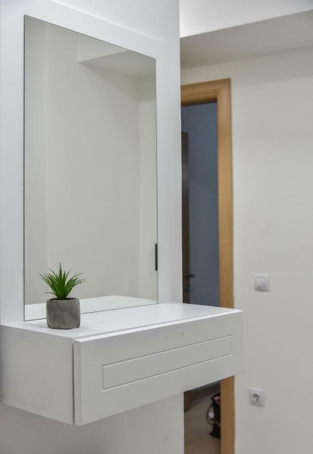 Lux Apartment Flatiron Skopje Eksteriør billede