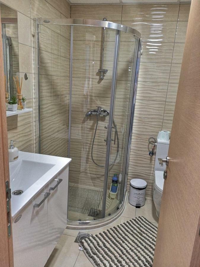 Lux Apartment Flatiron Skopje Eksteriør billede